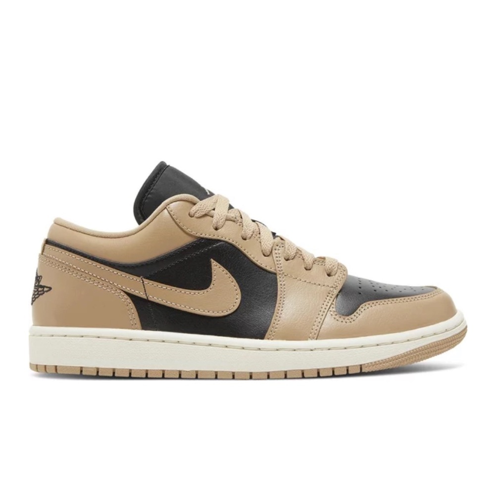 ✨ AIR JORDAN 1 ✨ low in desert.